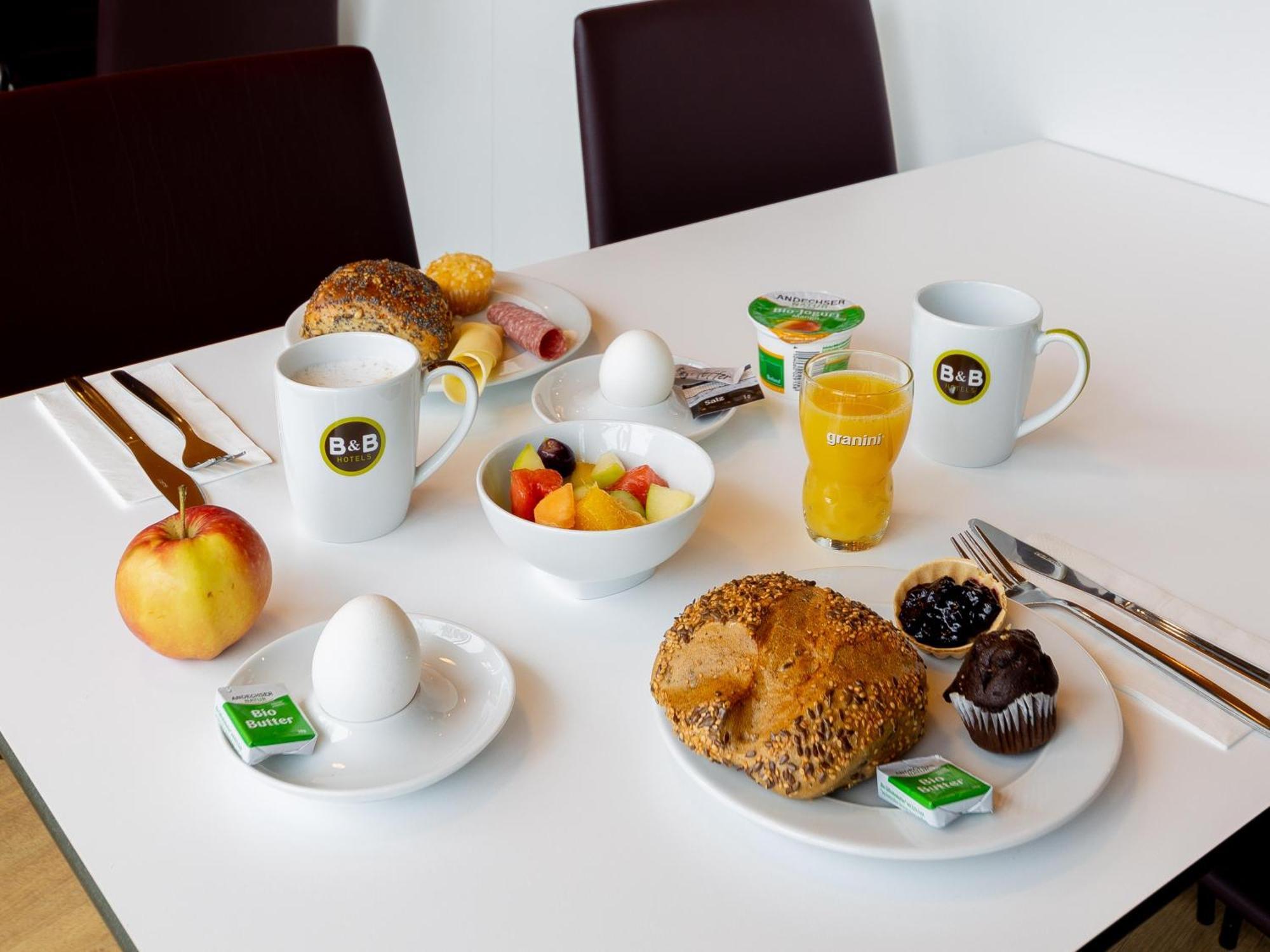 B&B Hotel Duisburg Hbf-Sued Екстериор снимка