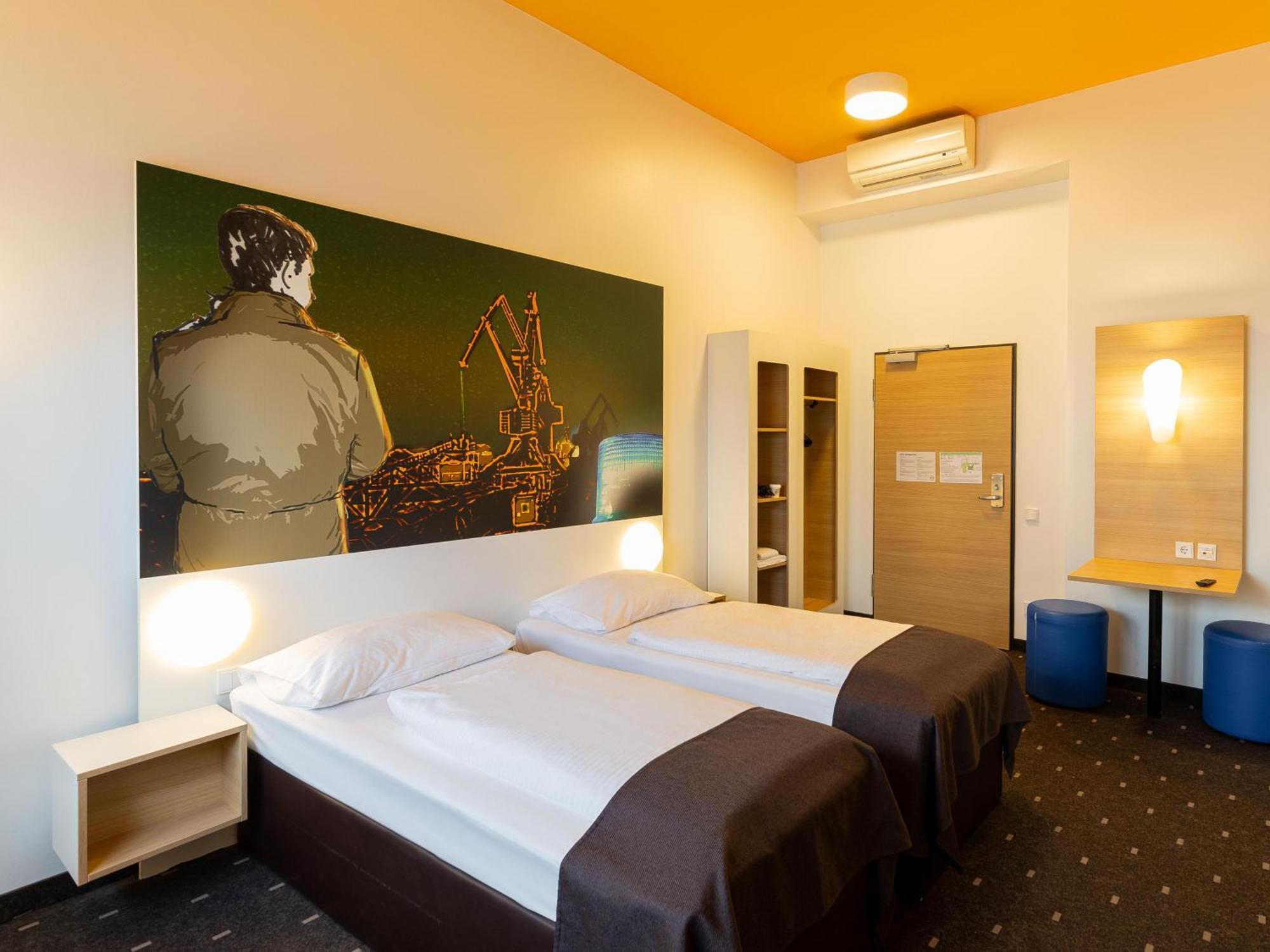 B&B Hotel Duisburg Hbf-Sued Екстериор снимка