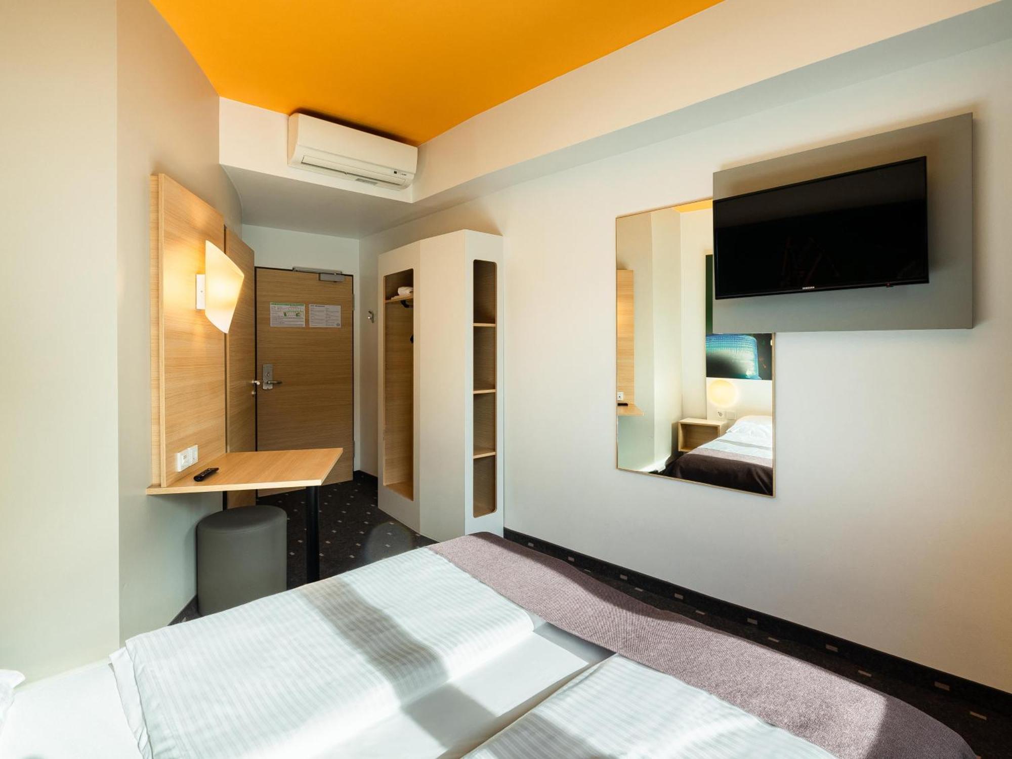 B&B Hotel Duisburg Hbf-Sued Екстериор снимка